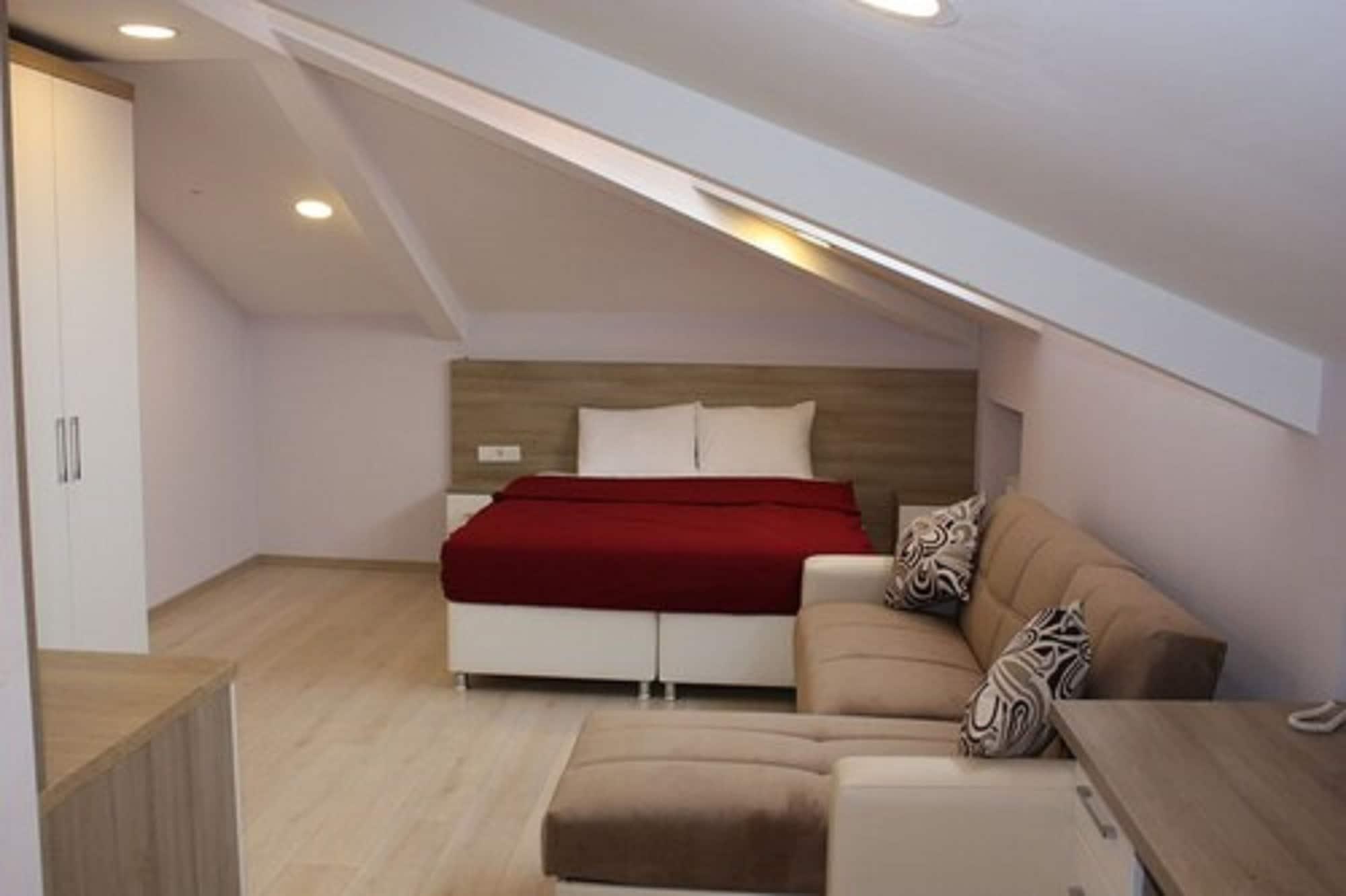 Ucar Royal Hotel Ve Konferans Salonu Ağva Eksteriør billede